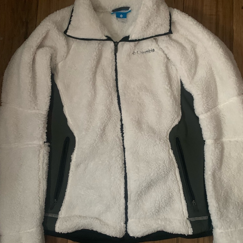 white and green Columbia zip up